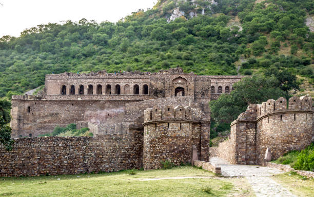 bhangarh-fort