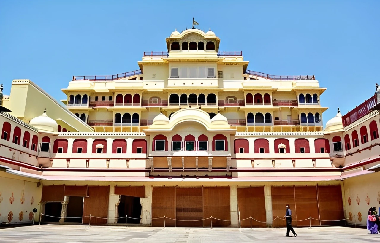 city-palace-jaipur